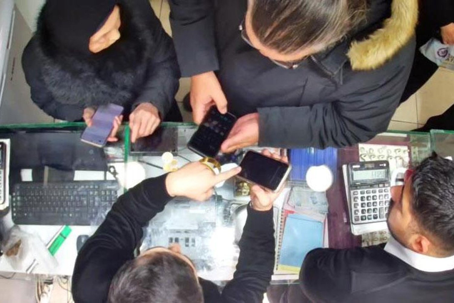 Eskişehir'de Polise Benzer Dolandırıcılar Vatandaşı Tuzakladı!