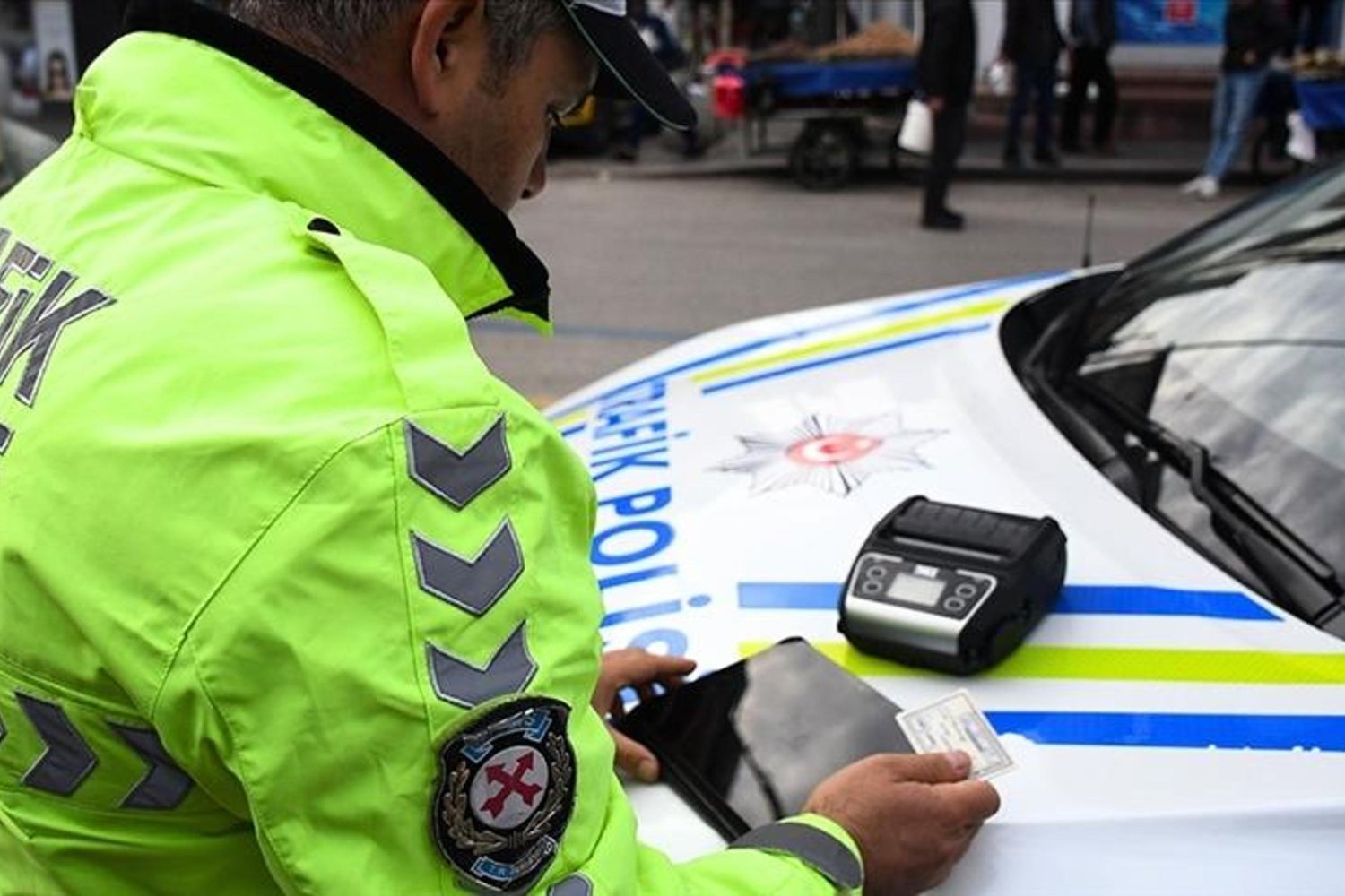 Trafik Güvenliğini Artıran Yeni Kanun: Hız, Alkollü ve Tehlikeli Sürüşlerde Büyük Ceza Hakkında Her Şey