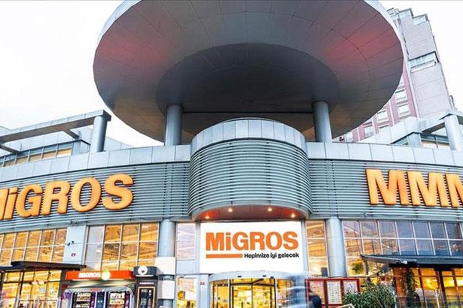 Migros Dağıtım Merkezi Çalışanları Haklarına Kavuşuyor! Yeni Toplu İş Sözleşmesi Detayları