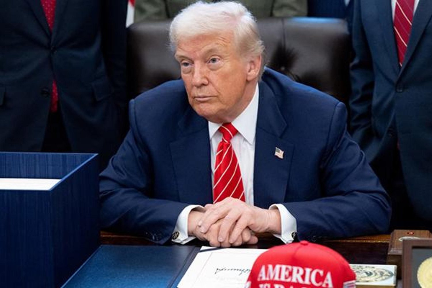 ABD Başkanı Trump İran ile Maskat'ta Kritik Nükleer Müzakere Öncesi Uyarılarda Bulundu