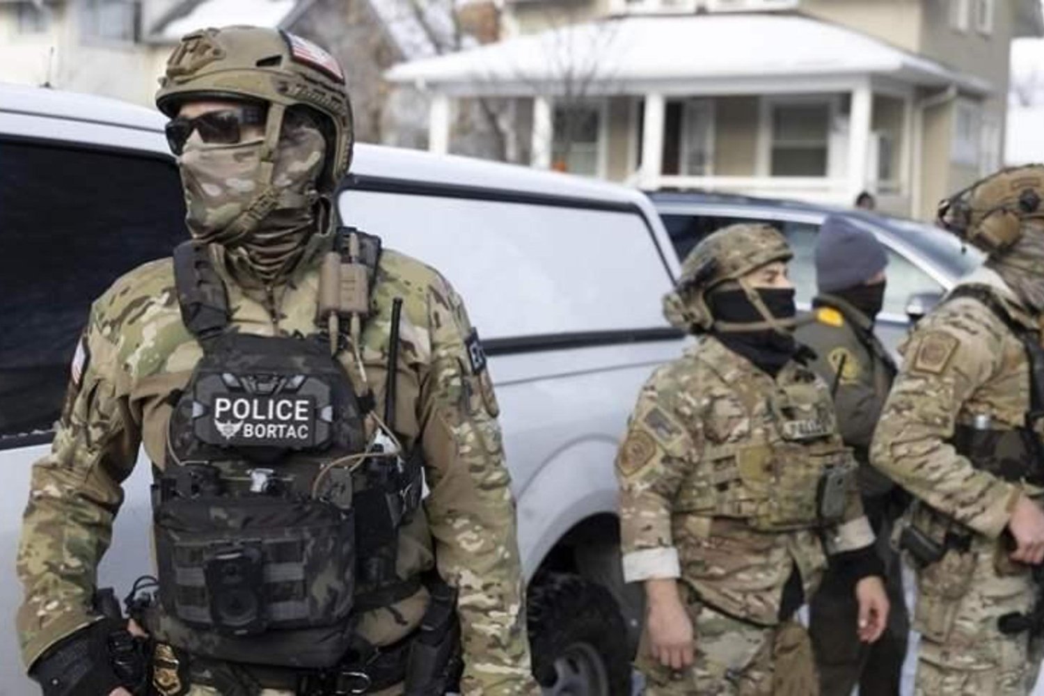 ABD’de ICE’nin Sert Sınır Dışı Politikası Tartışma Yarattı