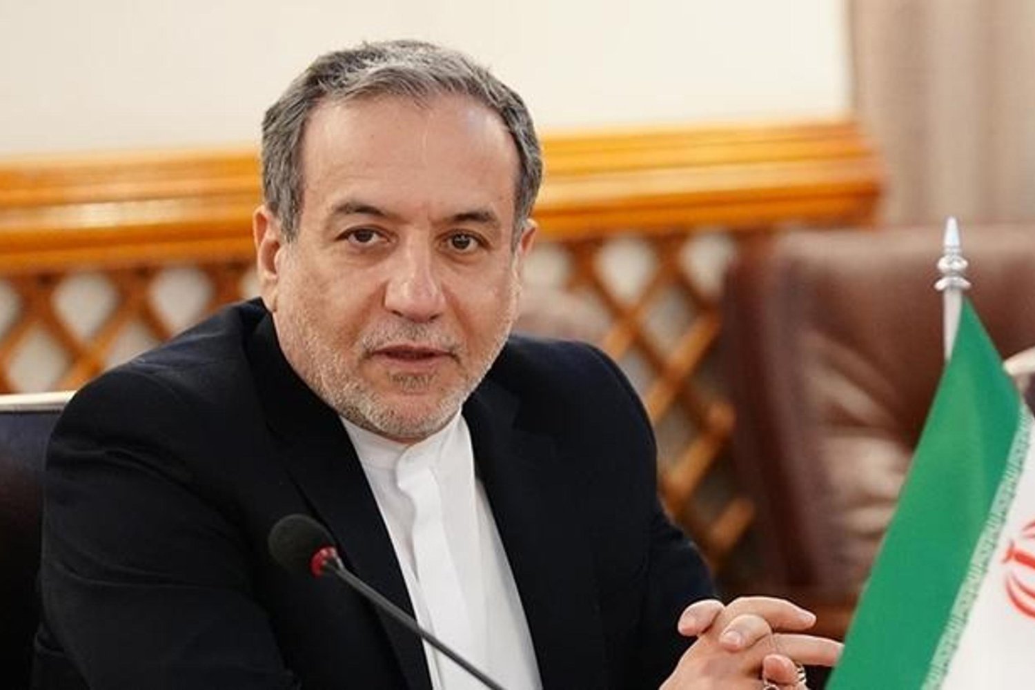 İran Dışişleri Bakanı Abbas Arakçi'den Savaş ve Müzakere Açıklamaları: İran'ın Güçlü Duruşu ve Bölgesel Etkileri