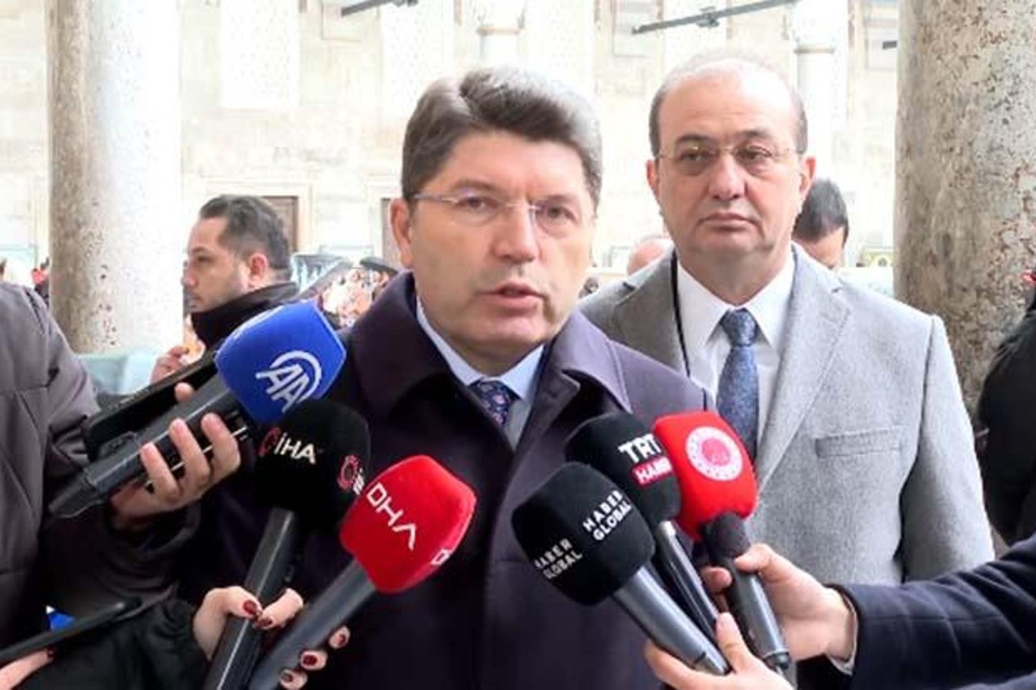 Çocuk Suçlarına Yeni Yasal Düzenleme ve Bakan Yılmaz Tunç'un Açıklamaları