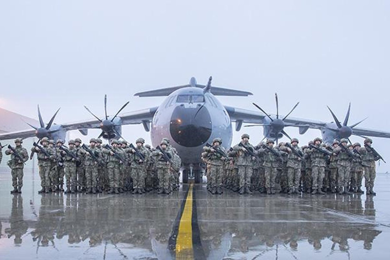 Türk Askerleri Almanya'da NATO Tatbikatında Güç Gösterdi