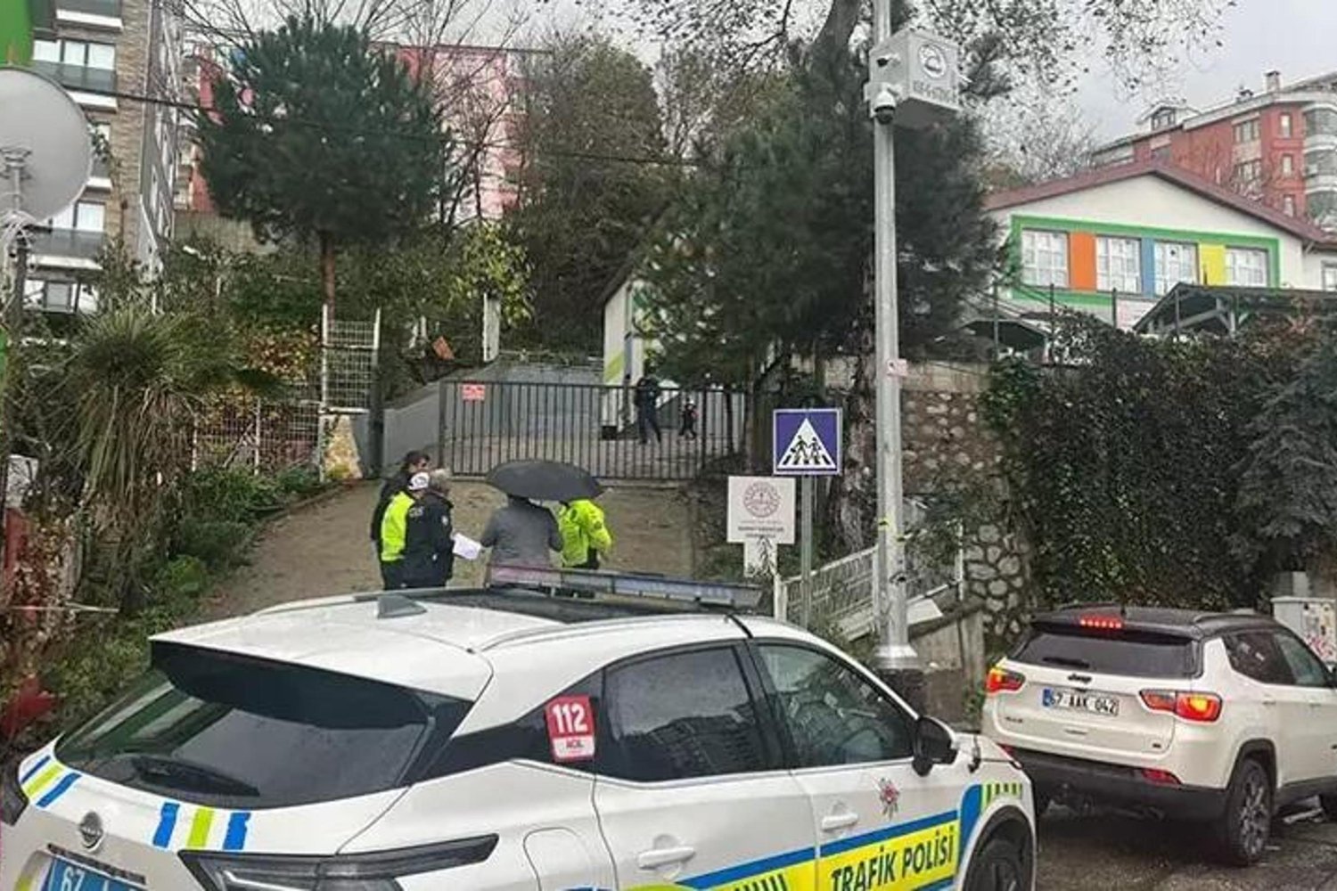 Otomobil Kazası Sonrası Soru İşaretleri Artıyor: 1 Ölü, 2 Yaralı