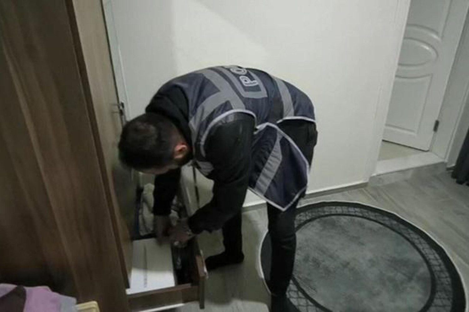 Yurt Dışı Vize Dolandırıcılığına Darbe: 60 Kişi Dolandırıldı, 1.7 Milyon TL Gasp Edildi