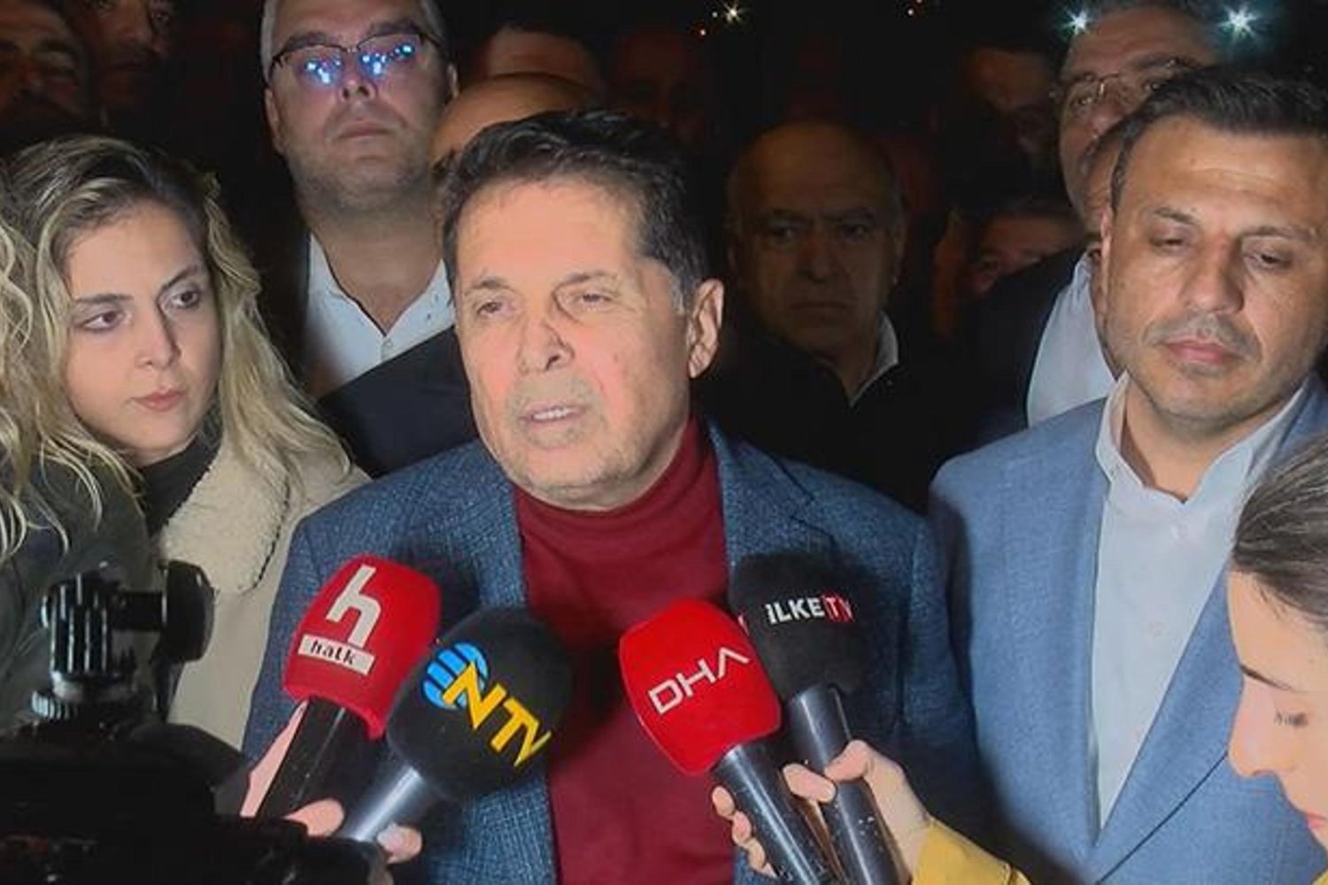 Esenyurt Belediye Başkanı Ahmet Özer'den Yolsuzluk İddialarına Sert Yanıt