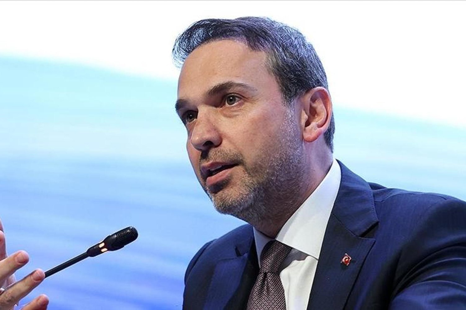 Enerji ve Kaynaklar Bakanı Alparslan Bayraktar'dan Dev Güneş Enerjisi Yatırımı Müjdesi