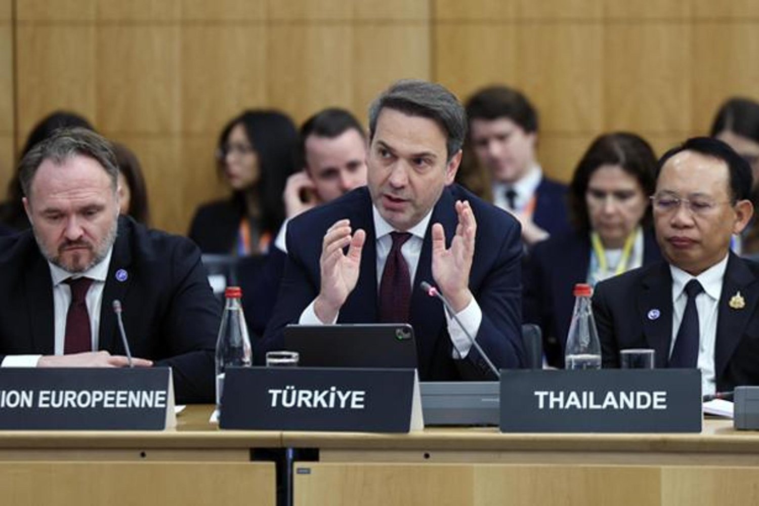 Enerji Vizyonu: Türkiye'nin Güçlü ve Sürdürülebilir Enerji Stratejisi