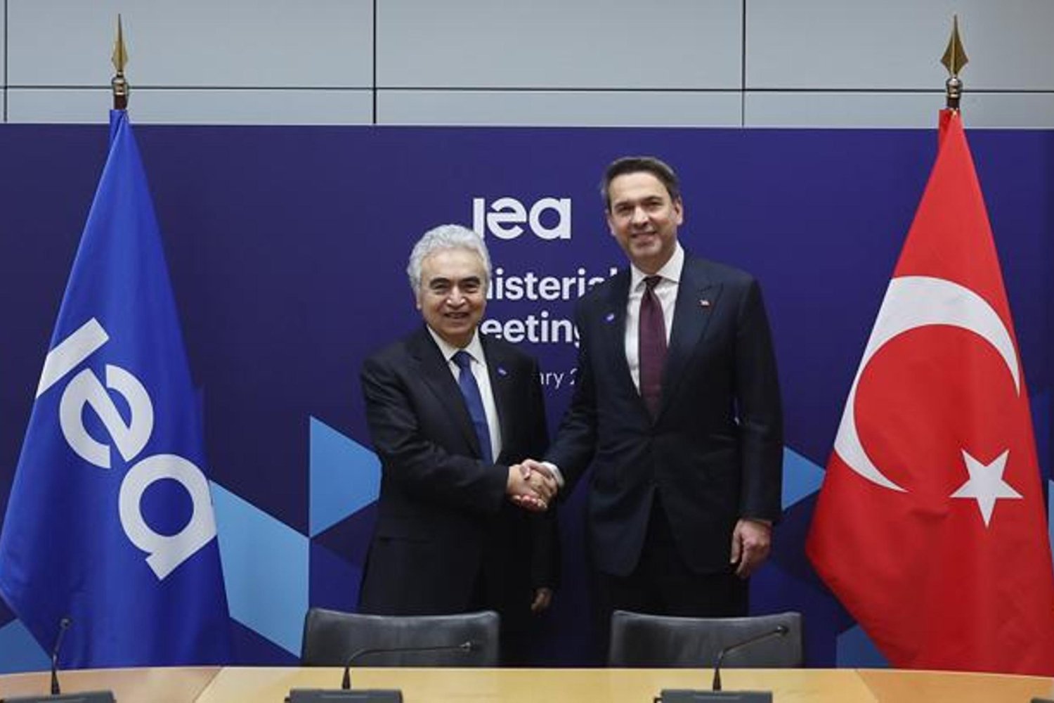 Enerji Dönüşümünde Türkiye İyi Bir Adım Atıyor: Bayraktar ve Birol’dan Önemli Görüşmeler