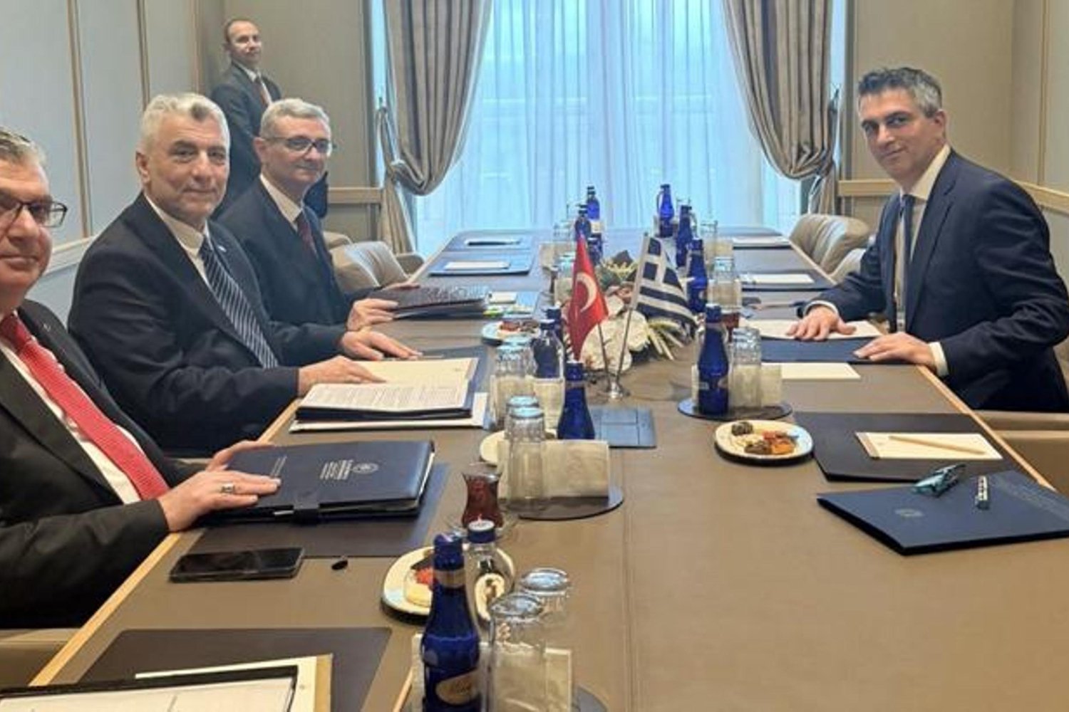 Türkiye-Yunanistan Ticaret Hacmi 6,7 Milyar Doları Aştı: İşbirliği Güçleniyor