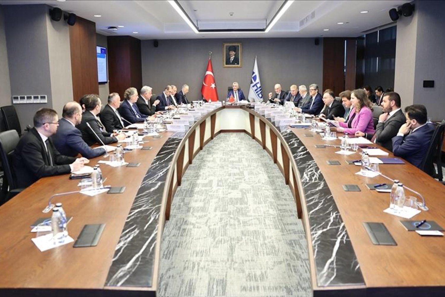 Hizmet Sektörü 2025 Başarılarıyla 2026 Hedeflerine Güçlü Adım Attı