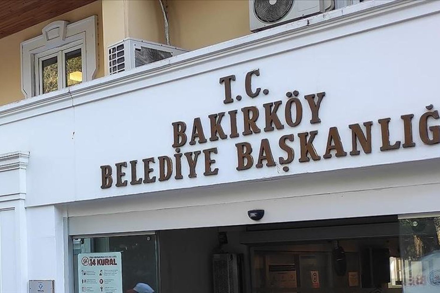 Bakırköy'de Zabıta Memuru Rüşvet İddiasıyla Gözaltında