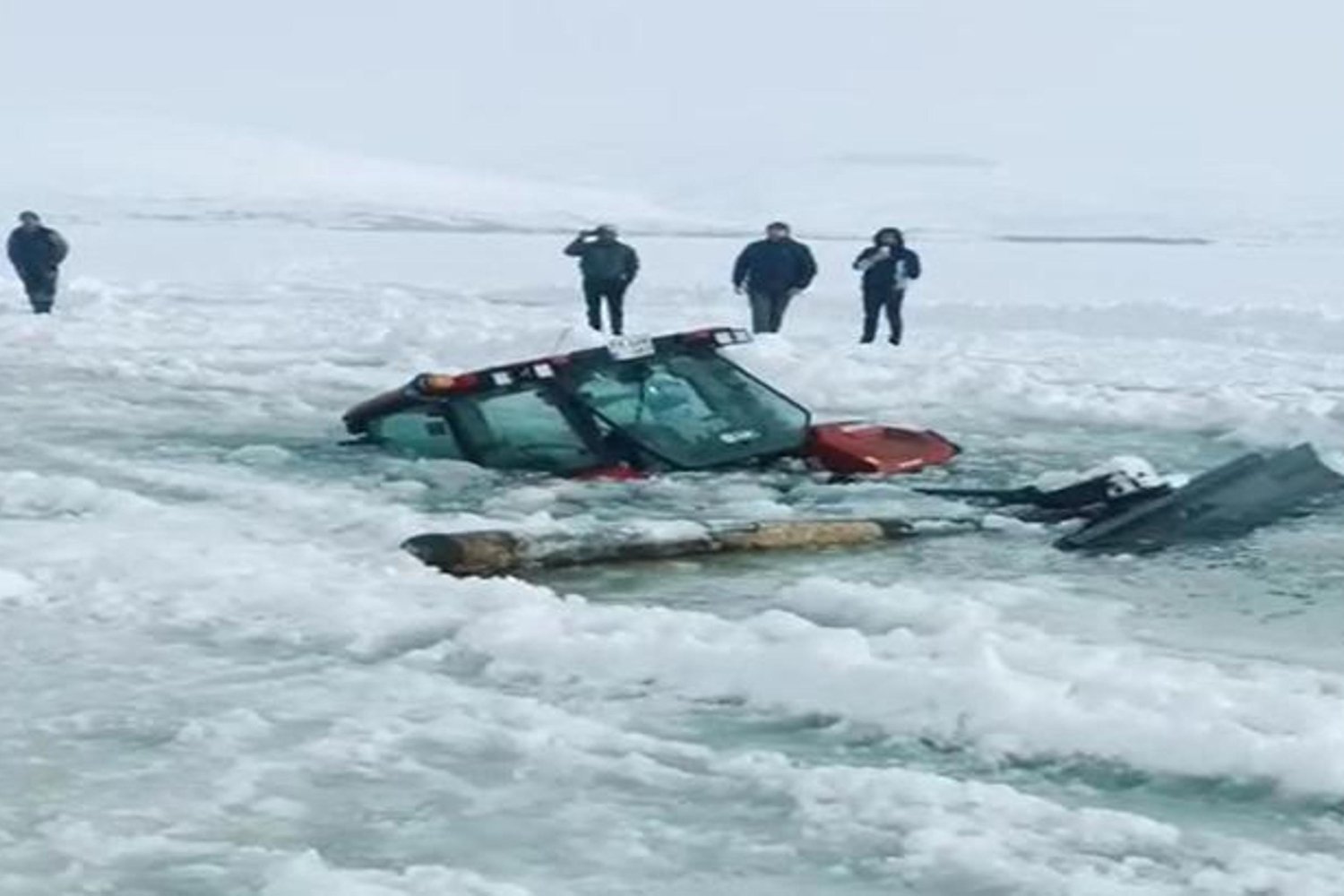 Ardahan Çıldır Gölü'nde Buzlar Eridi, Festival Hazırlıkları Sürüyor