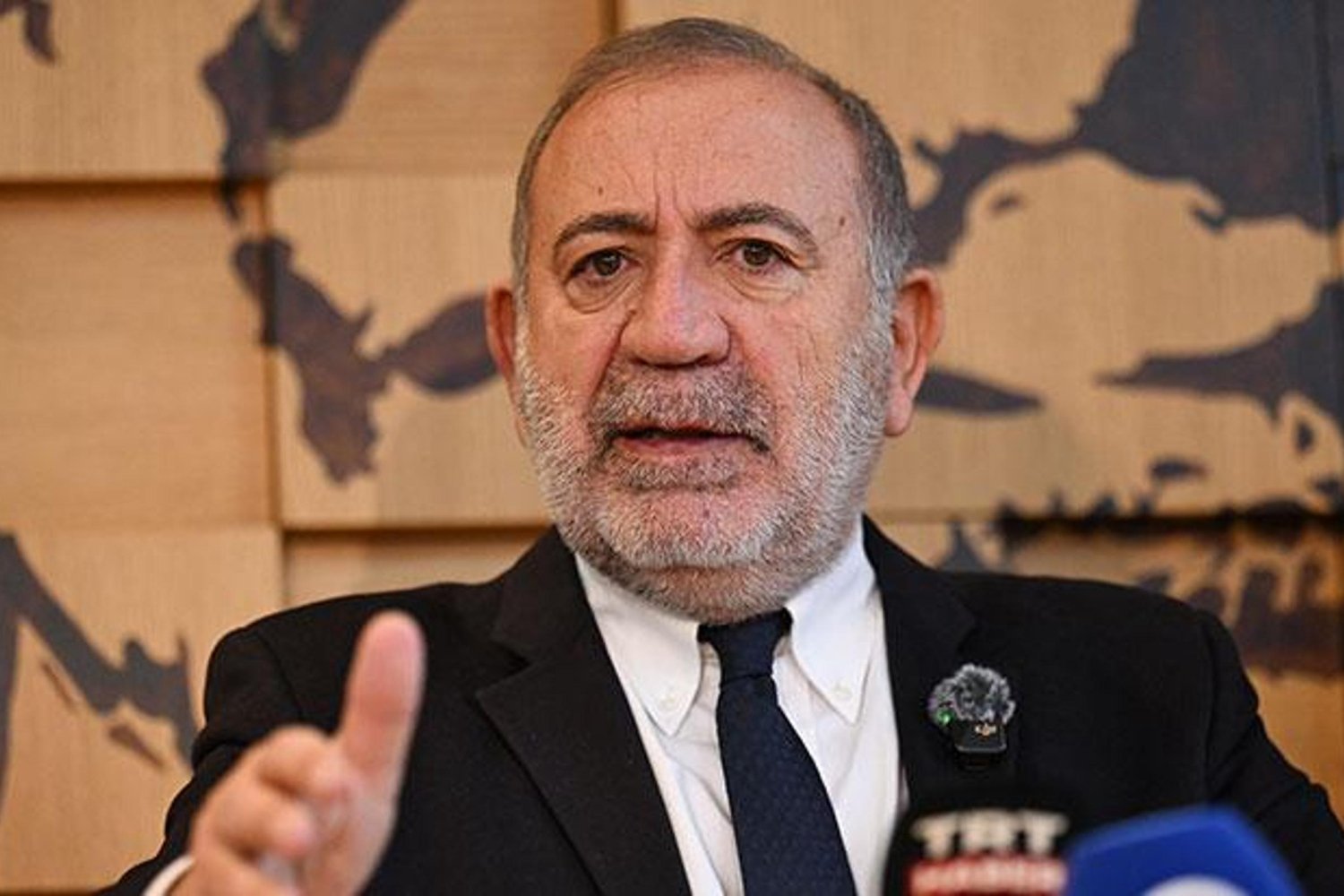 CHP Kongre Krizi Derinleşiyor: Mahkeme belgeleri neden sunulmuyor?