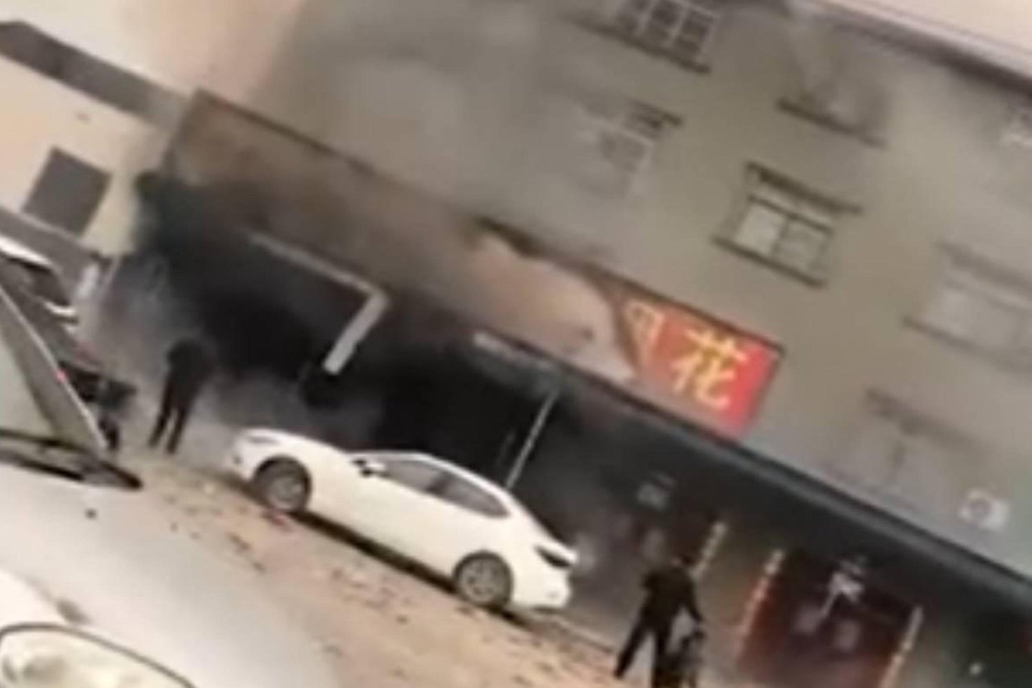 Çin’de Havai Fişek Patlaması: 12 Ölü, Yangın Hasar Yüzlerce Metrekare