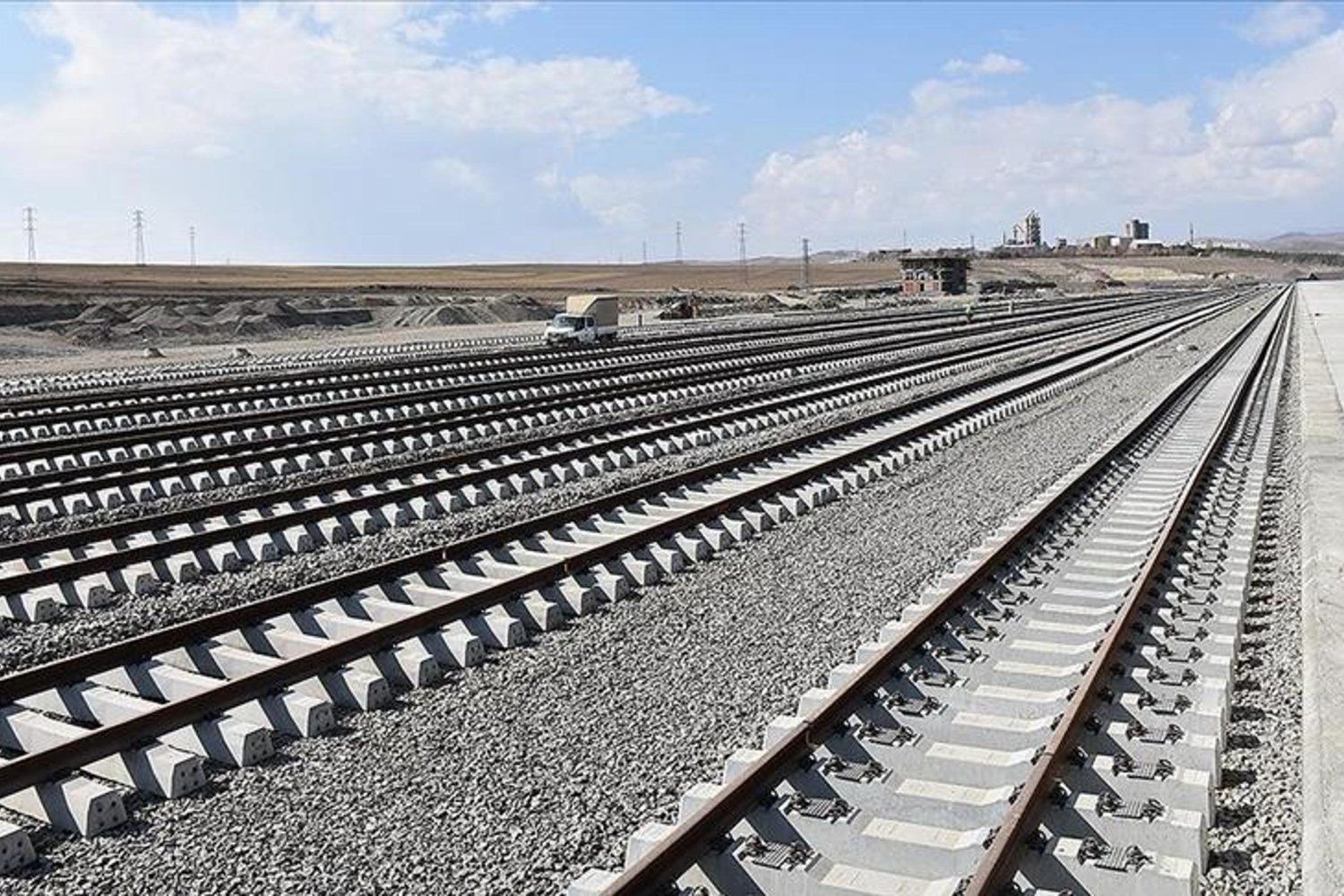 Türkiye'nin Demir Yolu Ağında Güçlü Yatırımlar ve Yeni Hızlı Hatlar