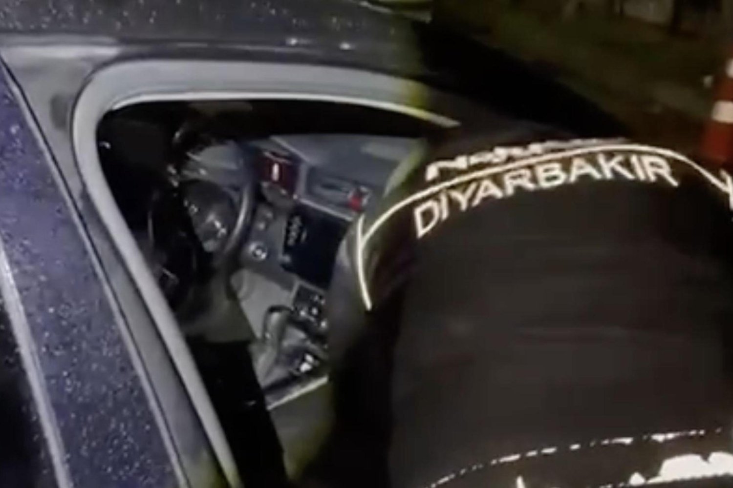 Diyarbakır'da Uyuşturucu Operasyonu: 110 Şüpheli Gözaltında, 33'ü Tutuklandı