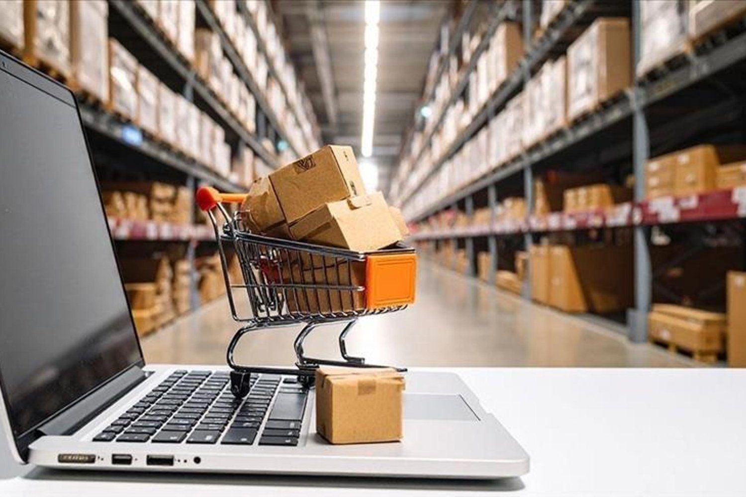 Sevgililer Günü E-ticaret Kampanyaları ile Satışlar Patladı: Ortalama Sepet 5 Bin Lirayla Rekor Kırdı