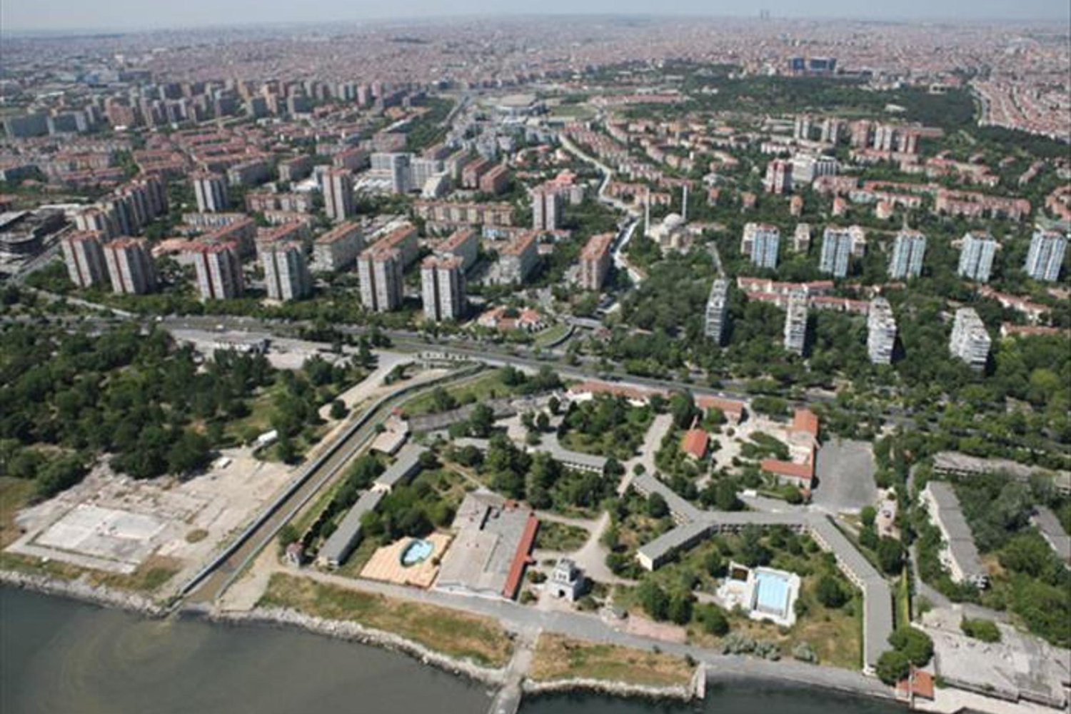 Emlak Vergisi Artışları İstanbul'da Cep Yakıyor! Yüksek Tutarlar Dikkat Çekiyor