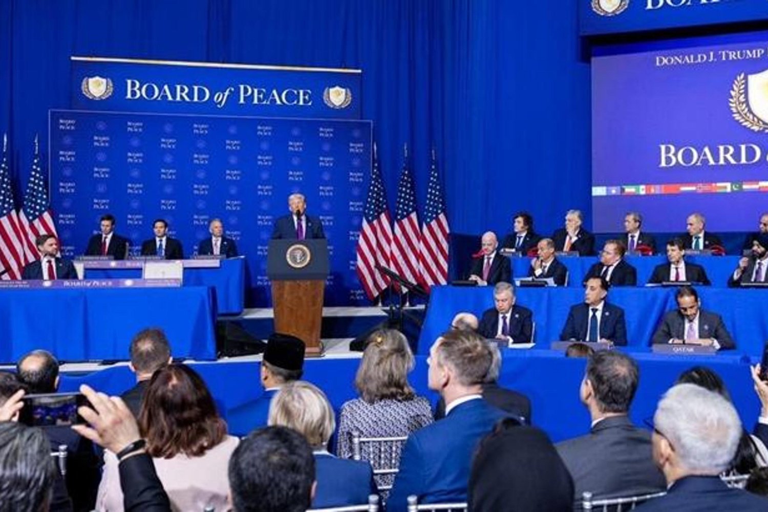 Trump'tan Orta Doğu Barışı İçin Dev Hamleler: Gazze'ye 10 Milyar Dolar ve BM Denetimi