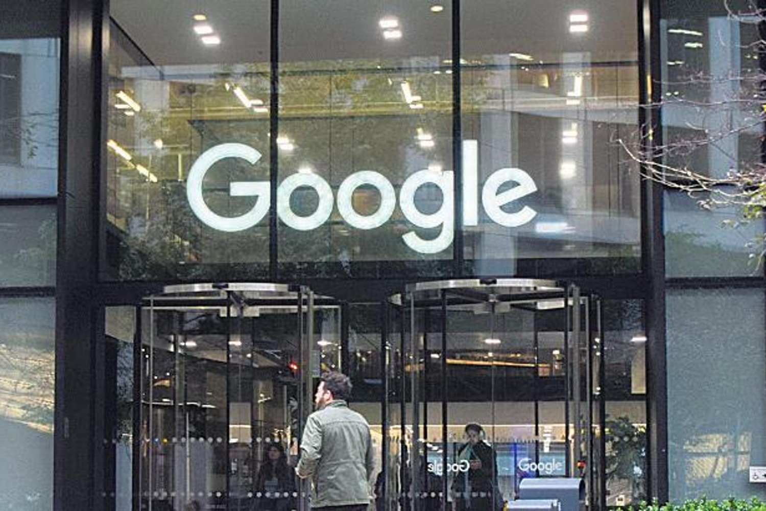 Rekabet Kurumu Google Android Kararından Sonra Mobil Sektörde Endişeleri İnceliyor