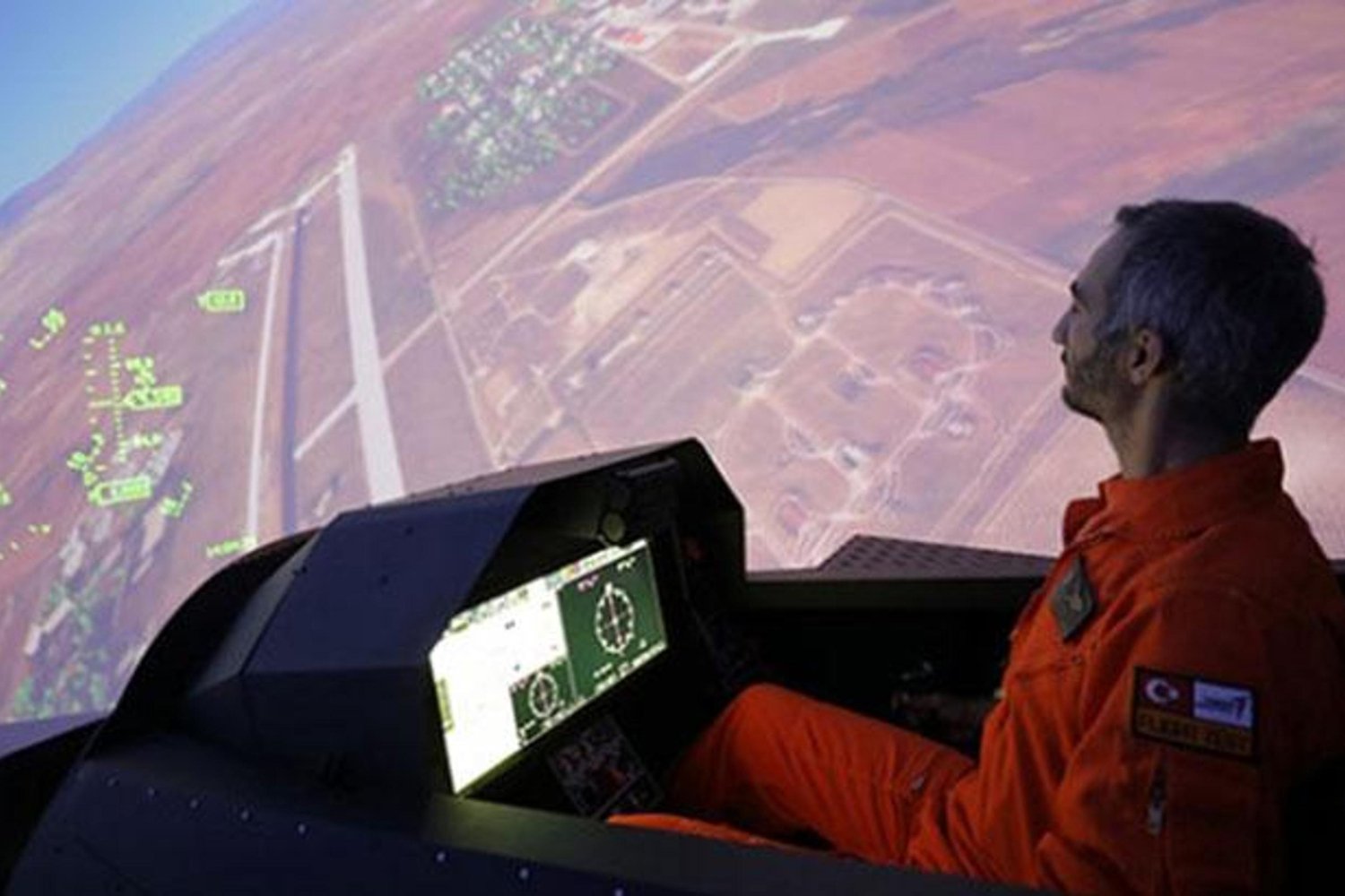 Milli Savunma Gücümüzü Geliştiren HÜRJET ve Simülatör Başarısı