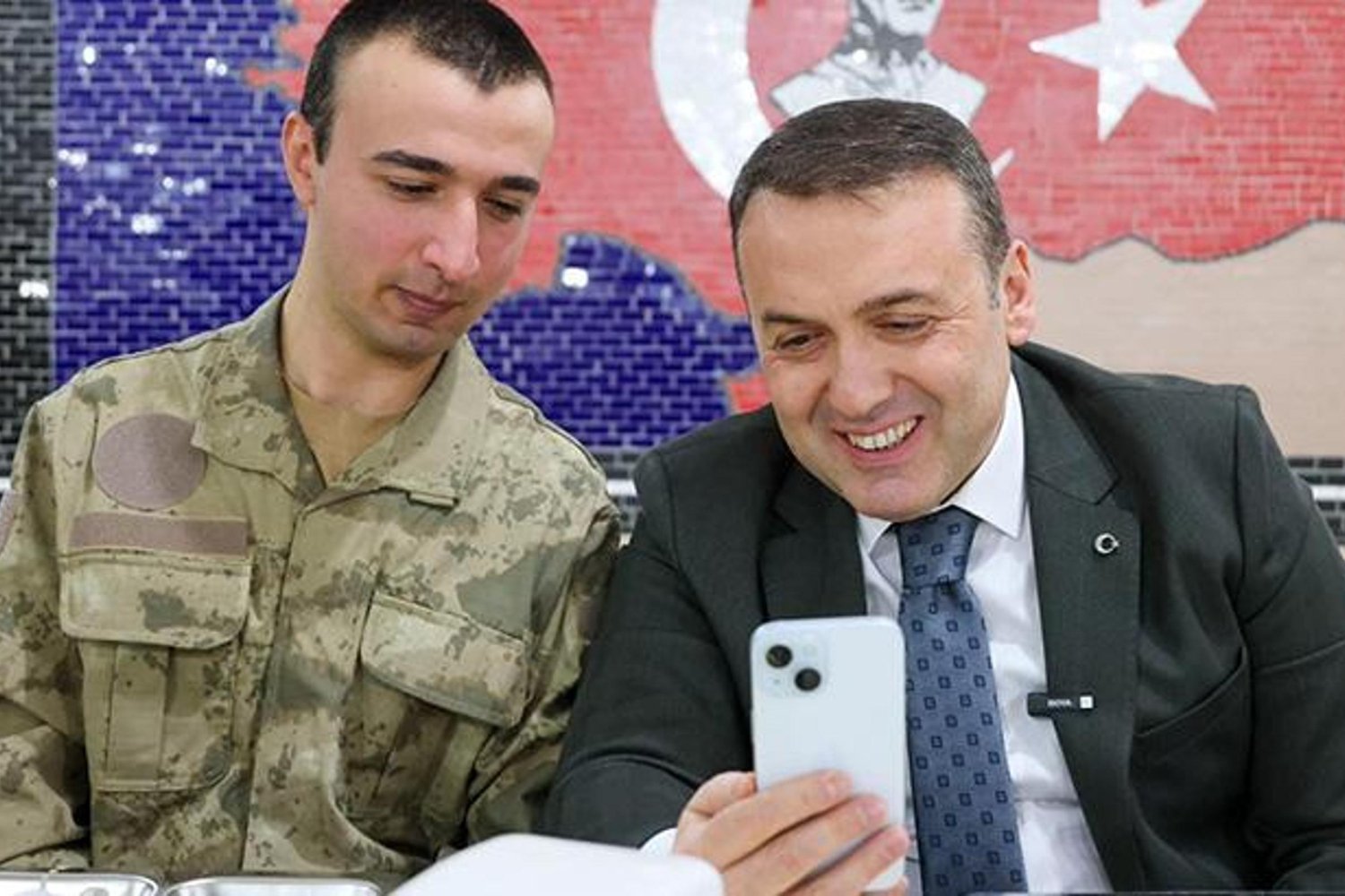 Vali Faik Oktay Sözer'den Vatani Görevdeki Mehmetçiklere Ramazan Sofrası