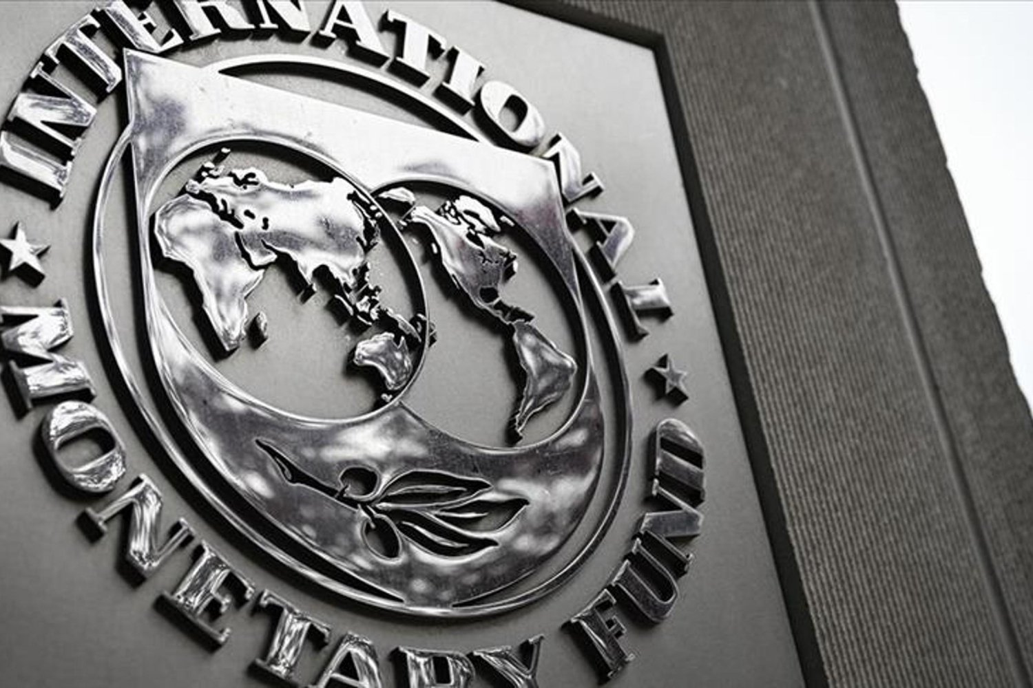 Türkiye'nin Enflasyonu Düşüşte: IMF Raporu ve 2025 Tahminleriyle Güçlü Büyüme ve Dezenflasyon Sağlaması