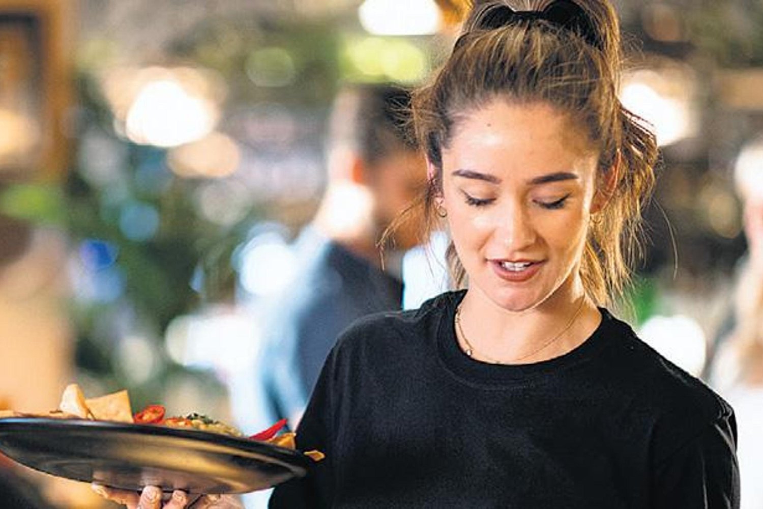 Hayat Pahalılığı Restoran Sektörünü Vuruyor: Bilanço Kırılıyor