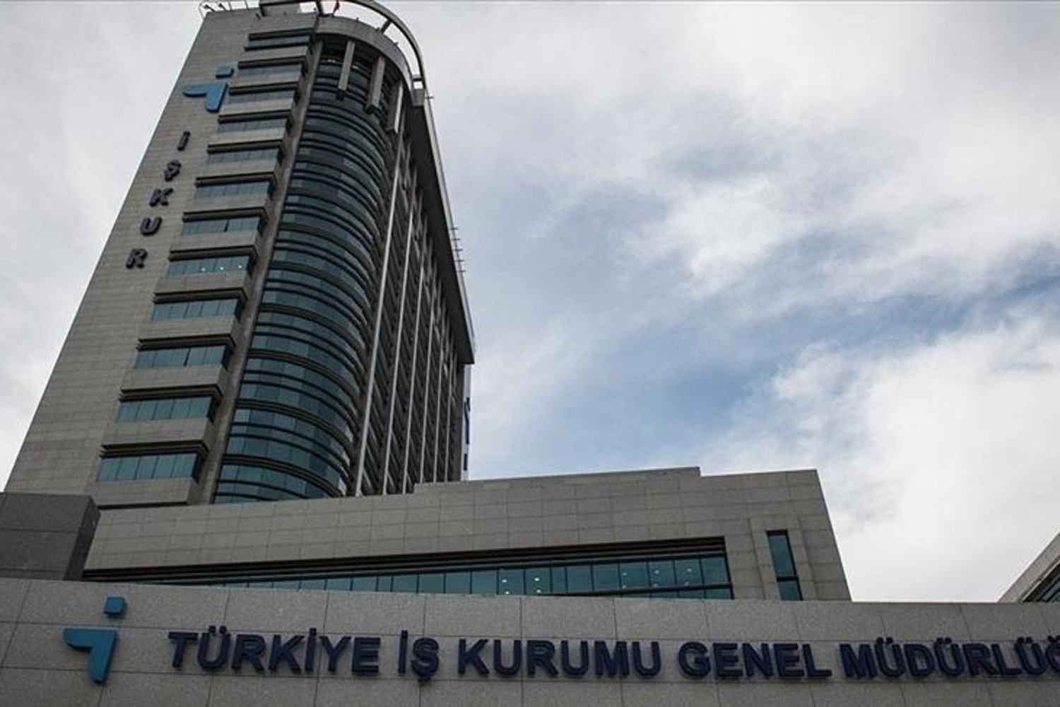 İŞKUR Gençlik Programında 1 Yıl Geride Kaldı: Gençlere Büyük Destek