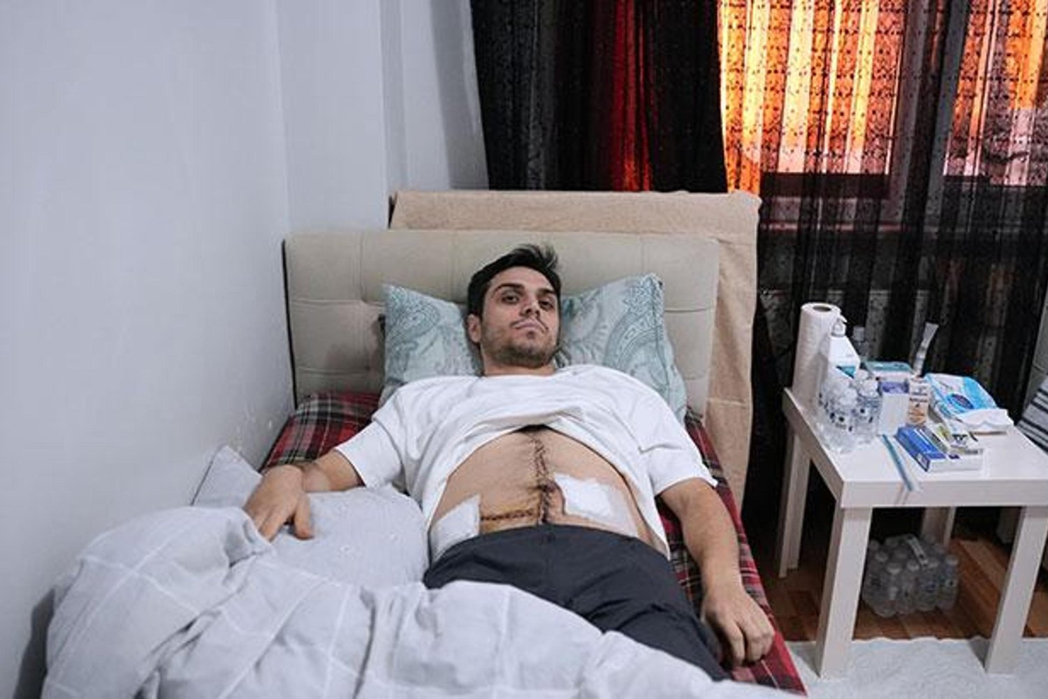 İstanbul Bağcılar'da Gençler Arasında Kanlı Kavga: Bıçaklama ve Tehditler