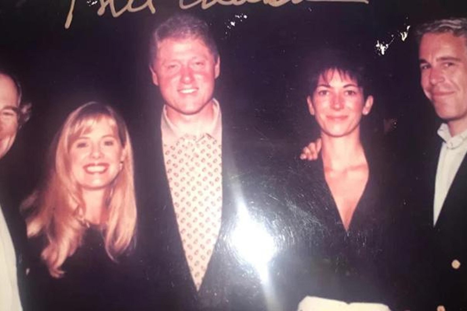 Jeffrey Epstein Belgeleri ABD’de Şok Etkisi Yarattı: Clinton, Maxwell ve Prens Andrew Dosyalarda!