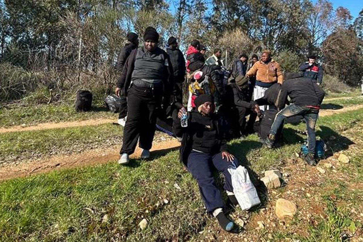 Kırsalda Gizemli Göçmen Operasyonu: Yasa Dışı Girişler Gün yüzüne Çıktı