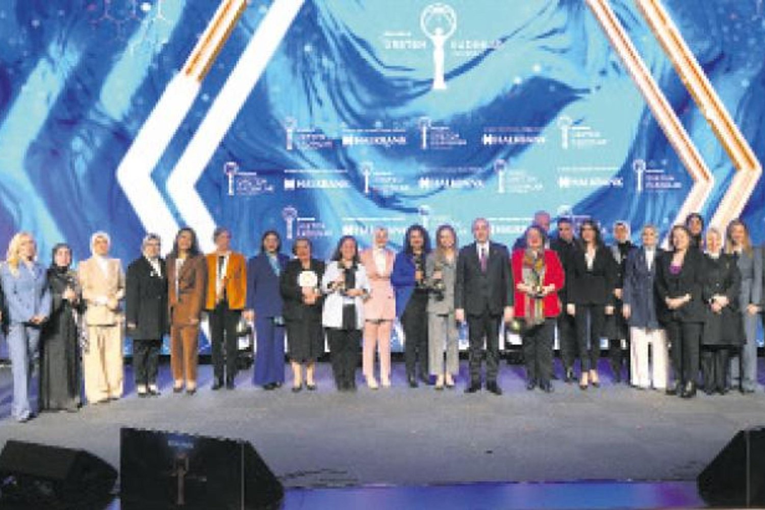 Kadın Girişimcilik Ödülleriyle Ekosistem Güçleniyor | Halkbank