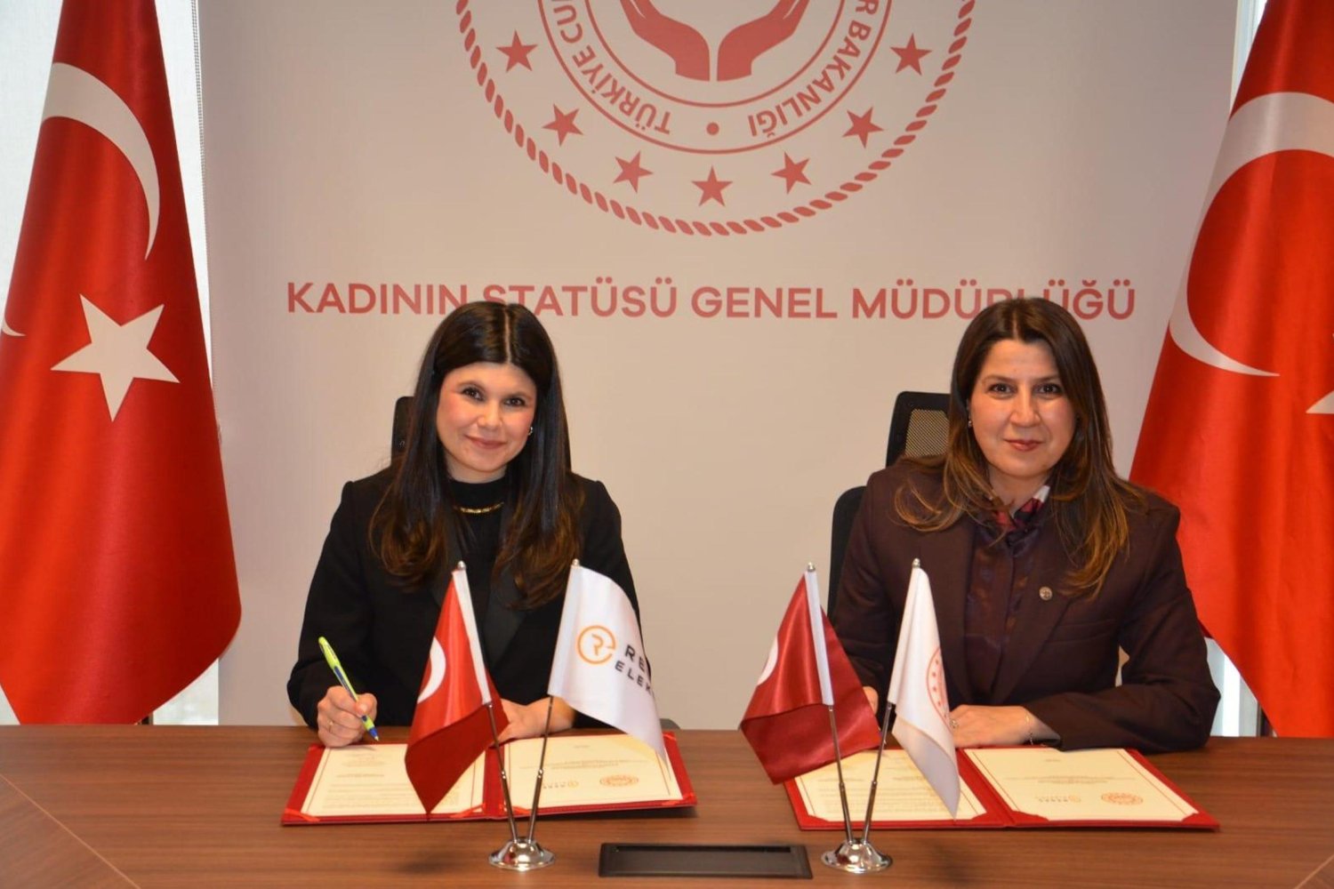 Enerjide Kadın Gücü: Sürdürülebilir İş Birliğiyle Geleceğin Enerjisi Güçleniyor