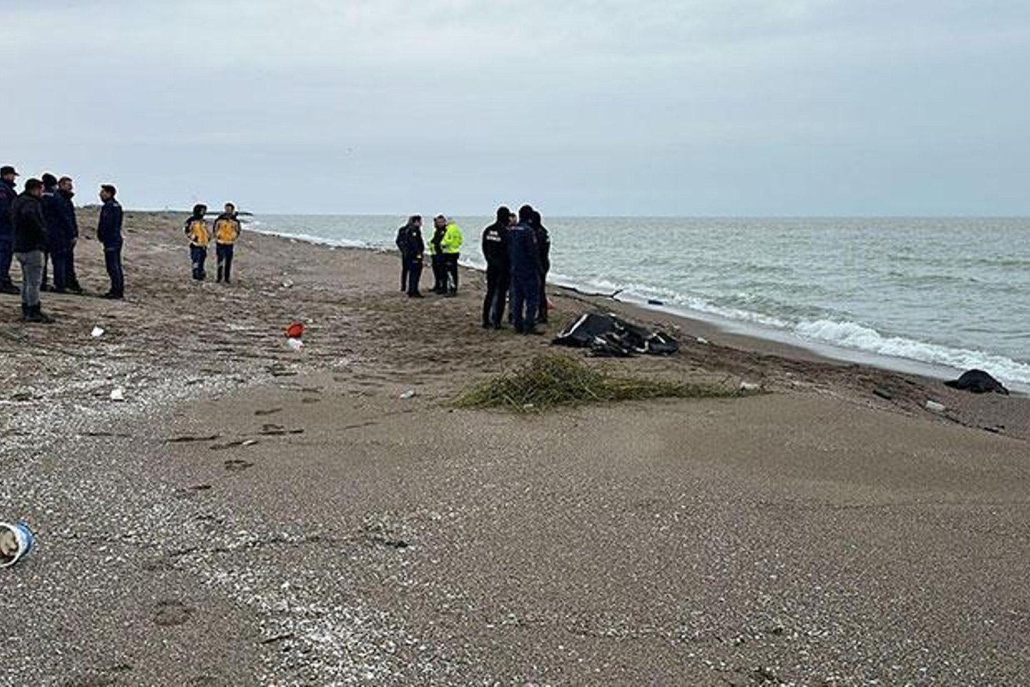 Yenimahalle Sahilinde Ürkütücü Olay: Kimliği Belirsiz Kişi Ölü Bulundu