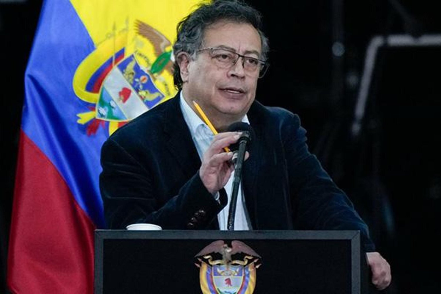 Colombia Devlet Başkanı Gustavo Petro'nun Suikast Endişesiyle Uğraşması Şok Edici Gelişme