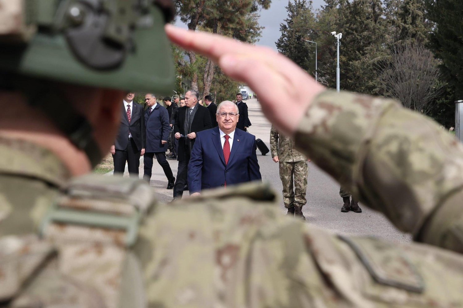 Kilis Valiliği Ziyaretinde Bakan Güler’den Çocuklara Sürpriz Hediye