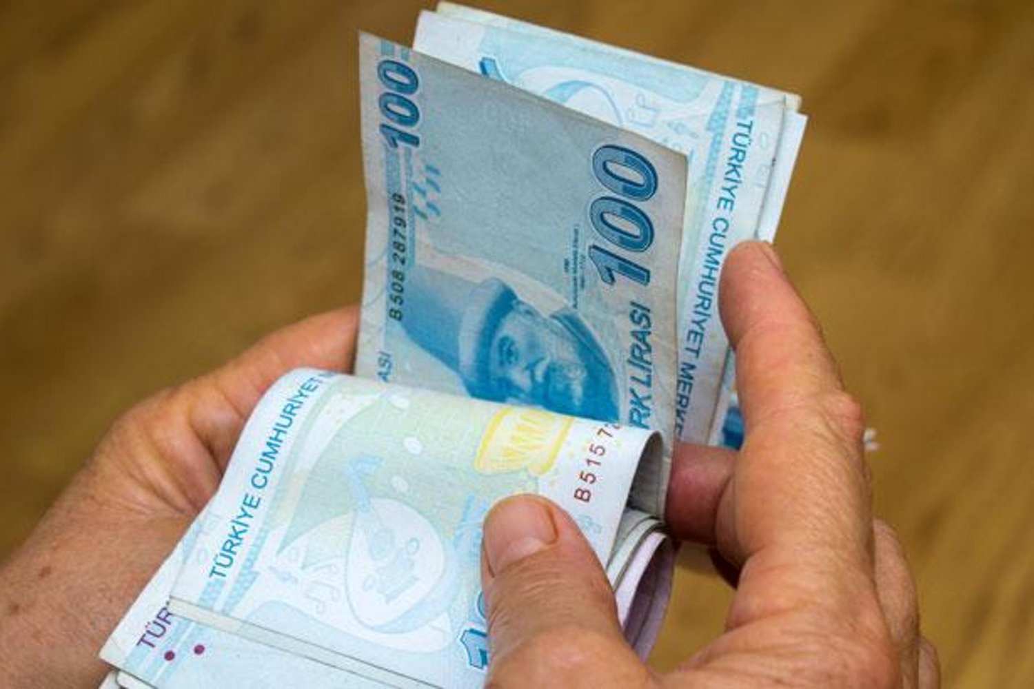 Emekliye Bayram İkramiyesi Ne Kadar Olacak? İşte Güncel Artış Tahminleri