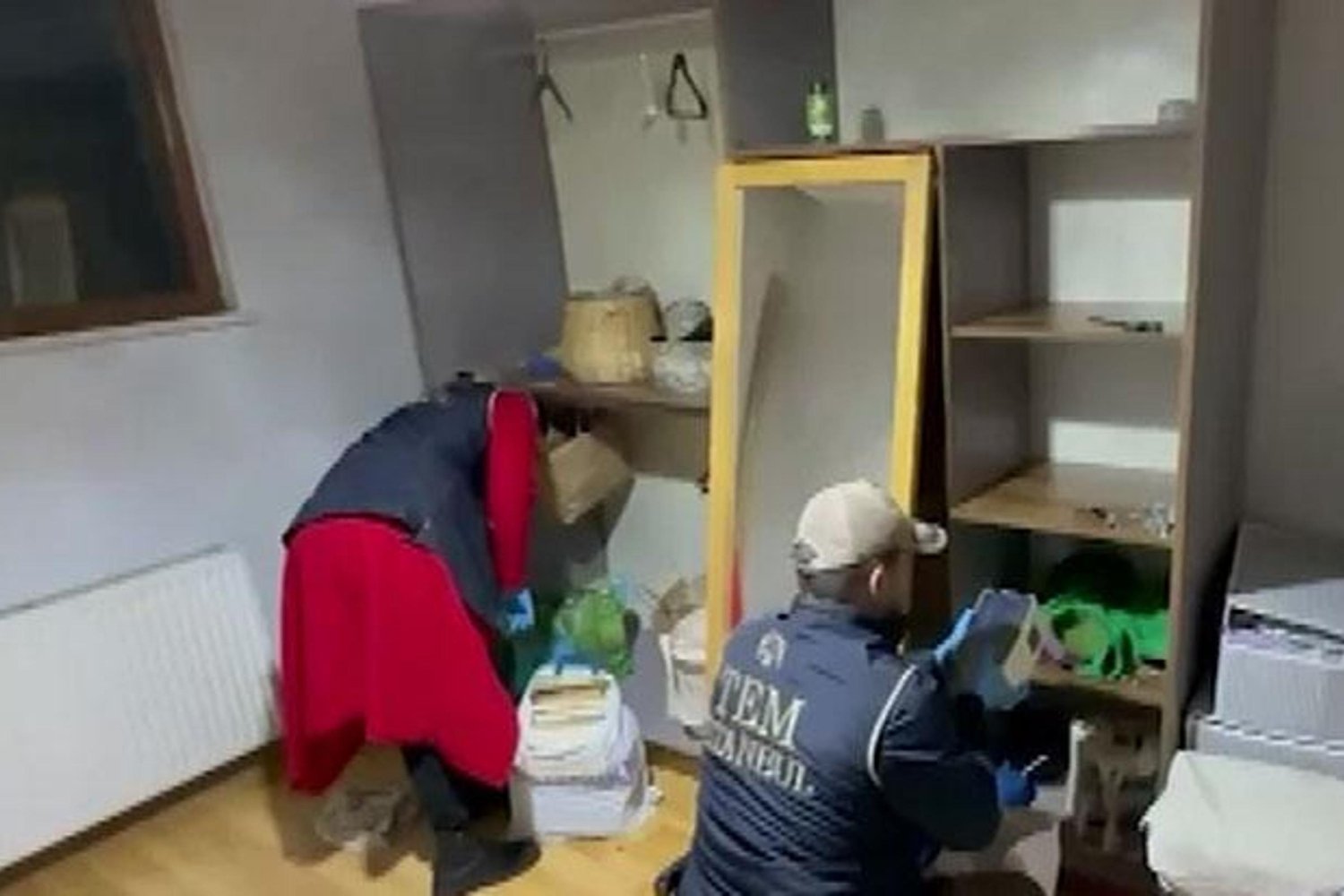 İsrail istihbaratı Mossad'a çalışmakla suçlanan şüpheliler adliyede