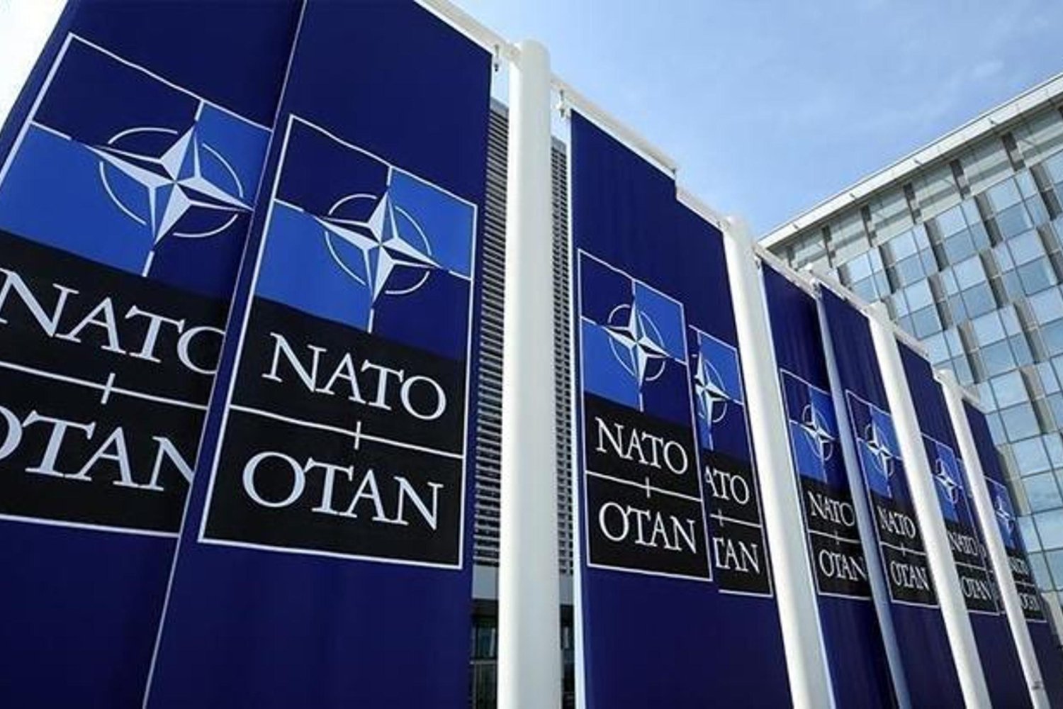 ABD'li Hart'tan Türkiye'ye Destek: 6 Şubat Depremleri Hakkında Paylaşım