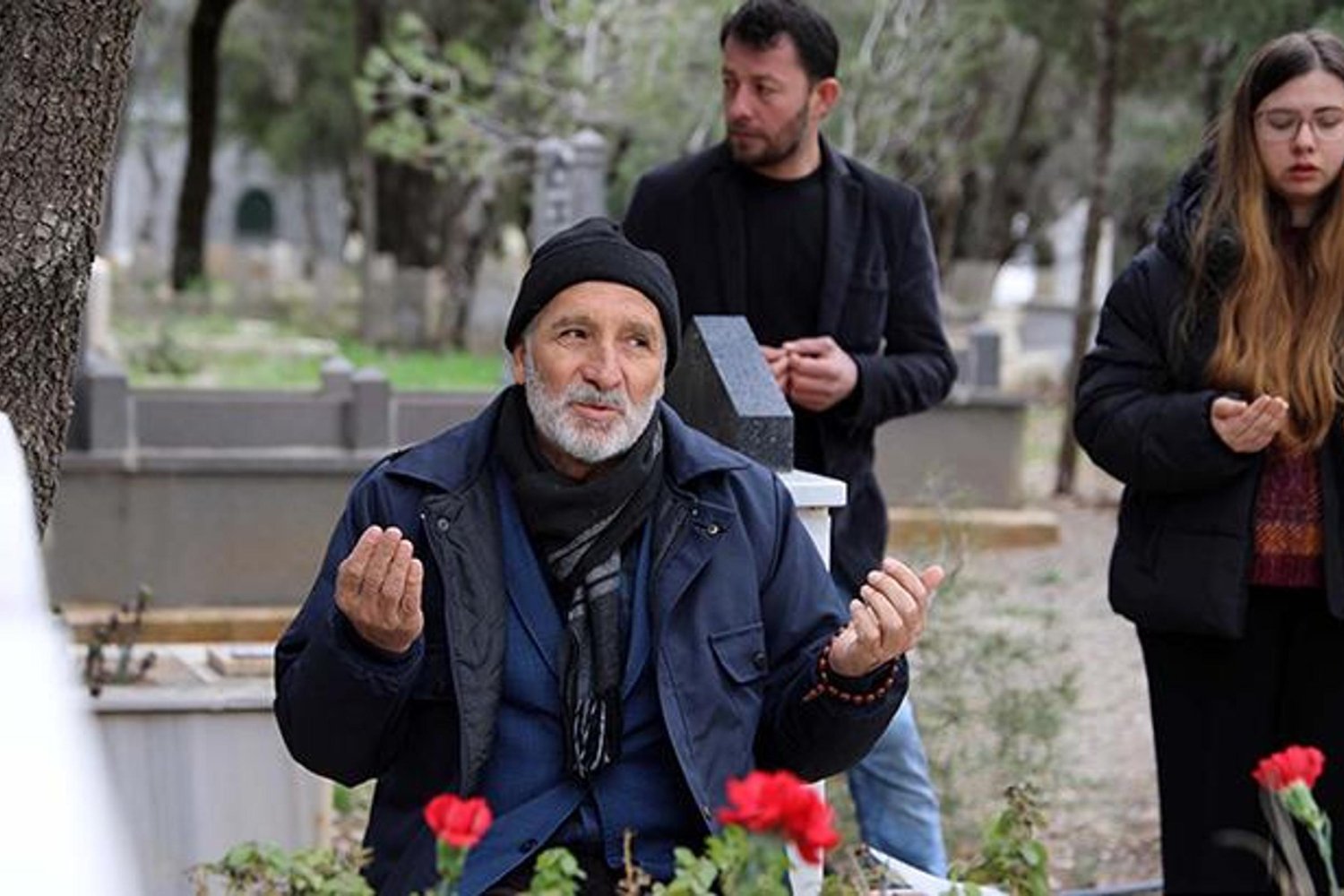 Depremde Ailelerini Kaybeden Memiş İçelli'den Yürek Yakan Anlatım