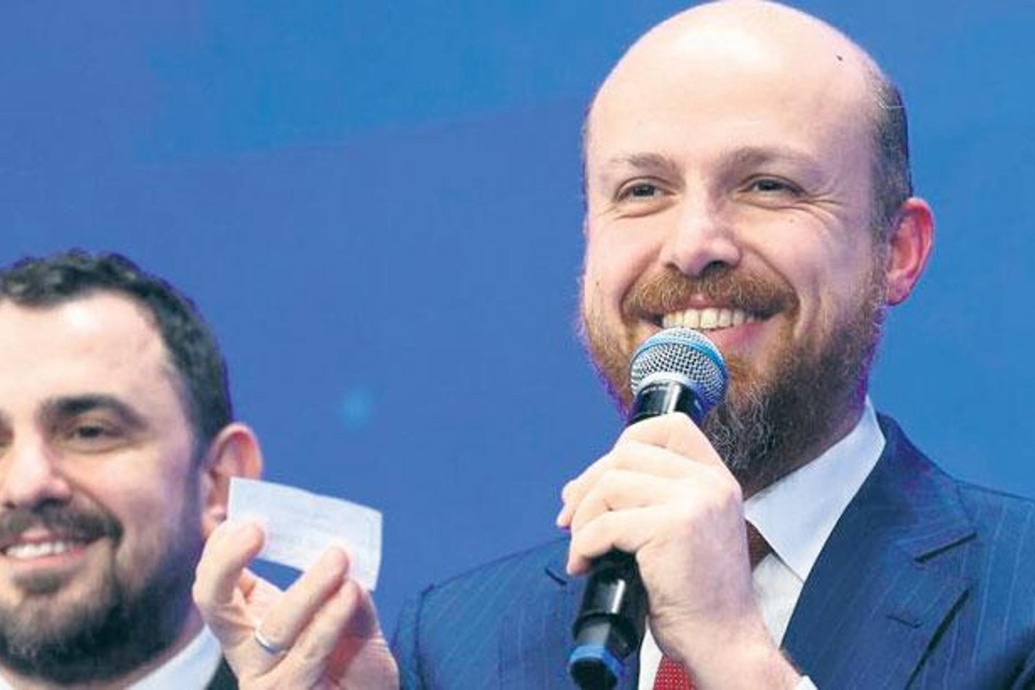 Bilal Erdoğan'dan Tayyip Erdoğan'a Övgü: Türkiye'nin Geleceği Ona Bağlı