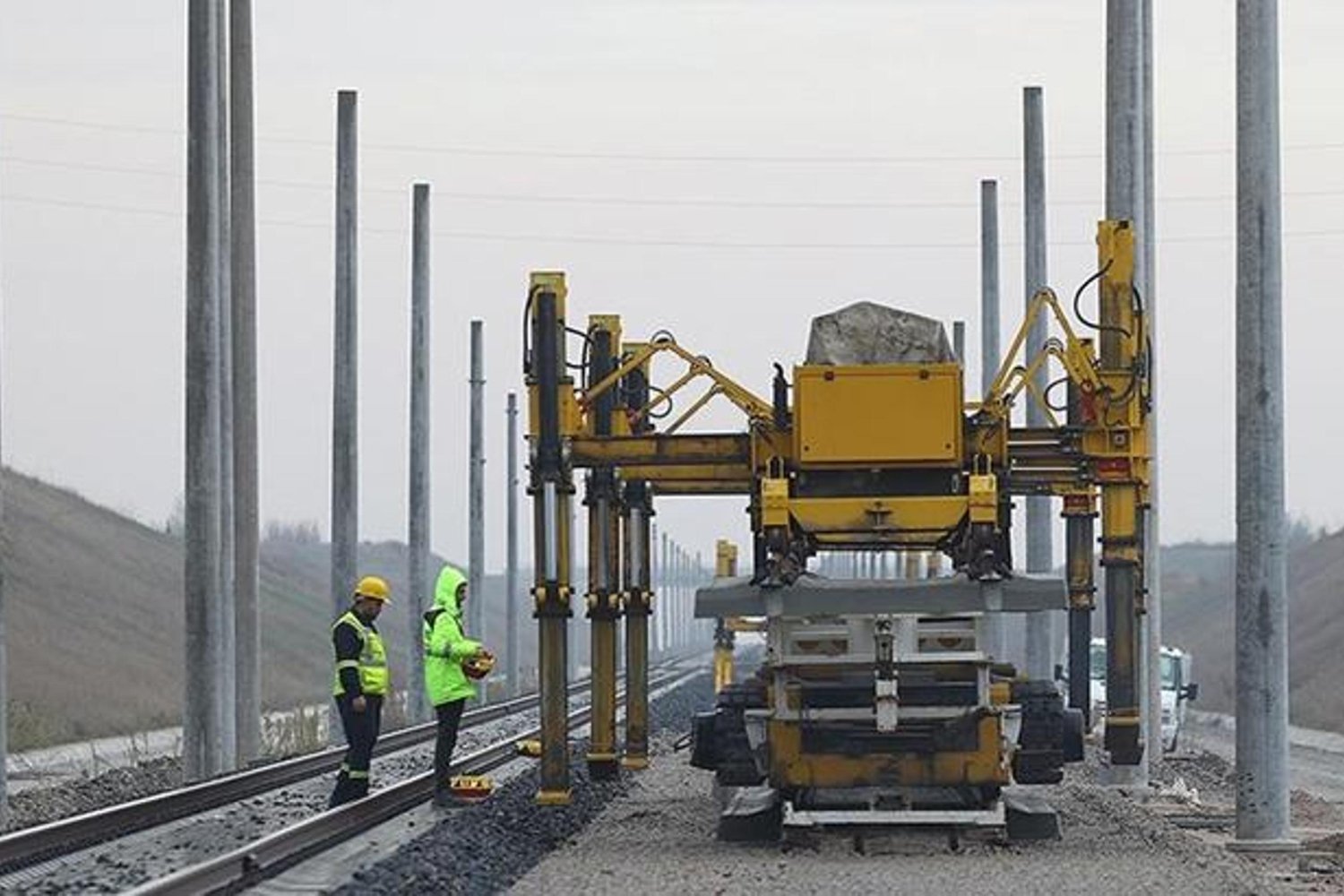 Karadeniz Demir Yolu Projesi Ulaştırma ve Altyapıyı Güçlendiriyor