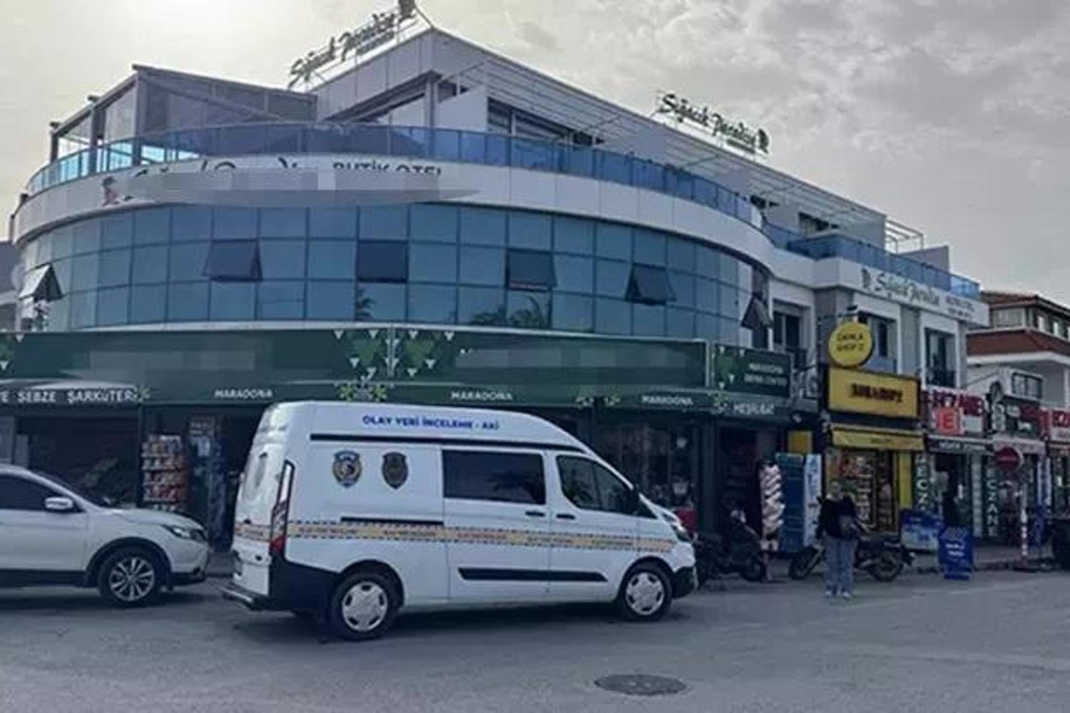 İzmir Seferihisar'da Otel Yangını: 1 Ölü Tutuklanan Otel Sahibi