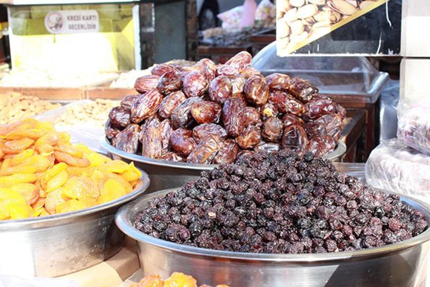 Siirt'te Ramazan Hazırlıkları Çarşı ve Pazarlarda Hareketlilik Artırdı