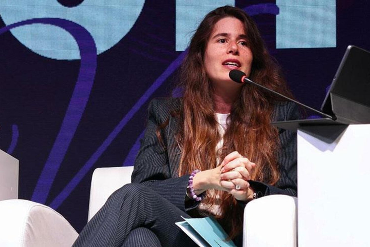 Çeşme Belediye Başkanı Lal Denizli Uyuşturucu Soruşturmasında Şüpheli Olarak İfade Verdi