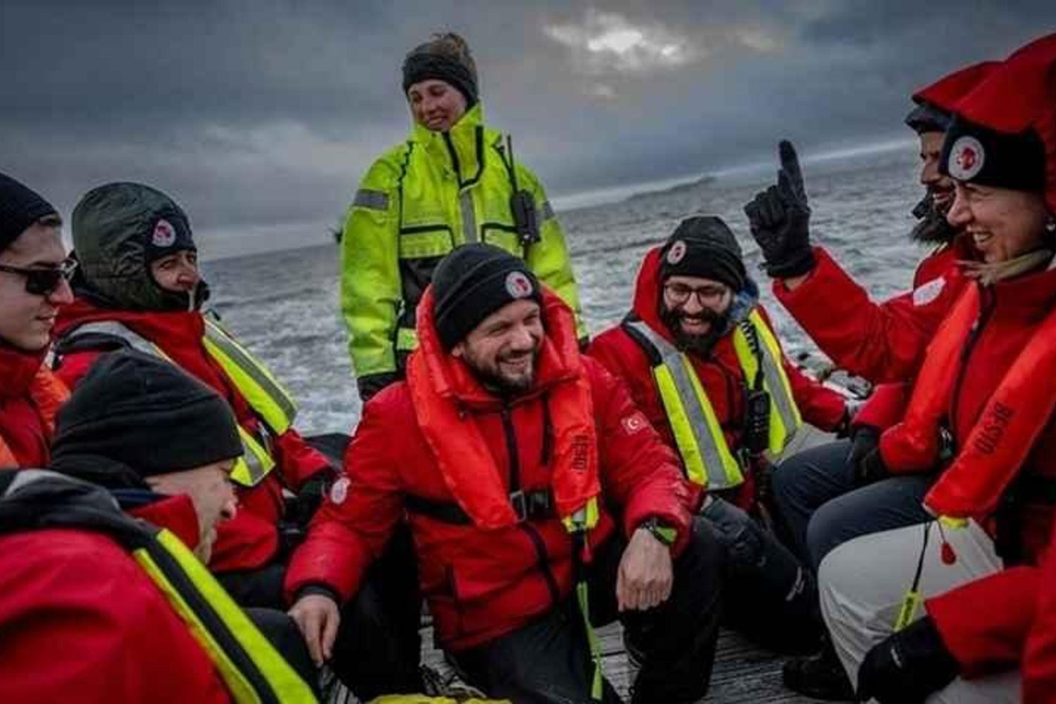 Türk Bilim Ekibi Antarktika'da Bilim Seferine Başladı! Sağlam Veri ve 14 Proje