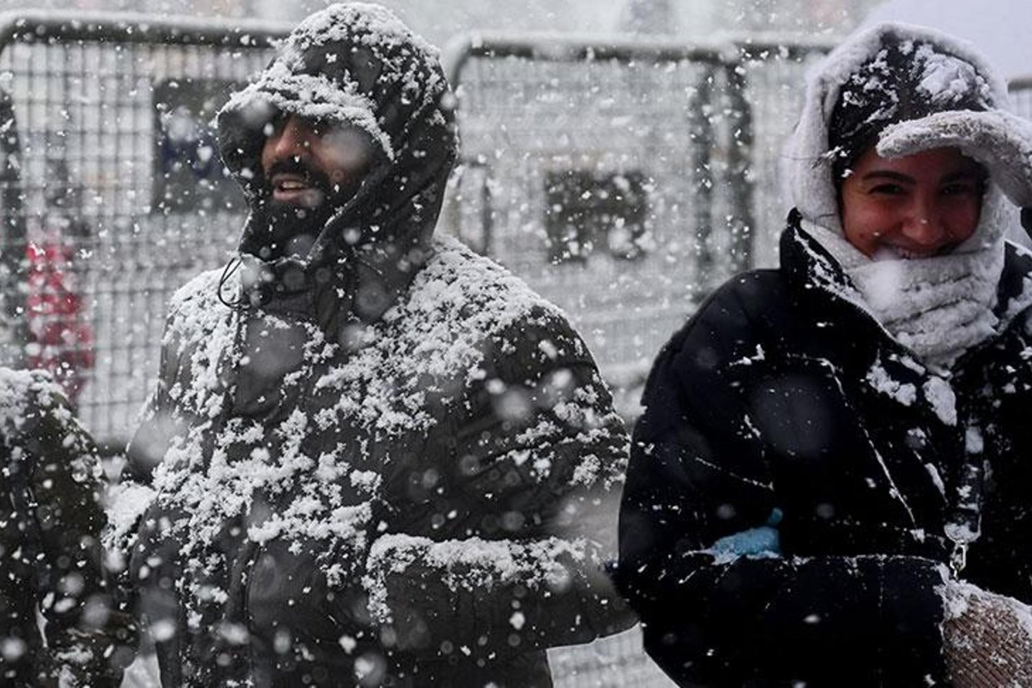 Meteorolojiden Uyarı: Kuvvetli Yağışlar ve Fırtına Hava Şartları!